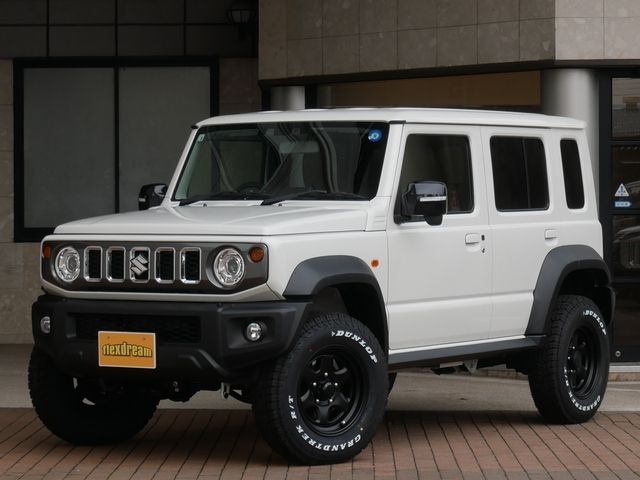 SUZUKI / JIMNY NOMADE