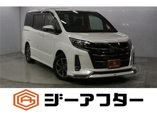 TOYOTA / NOAH