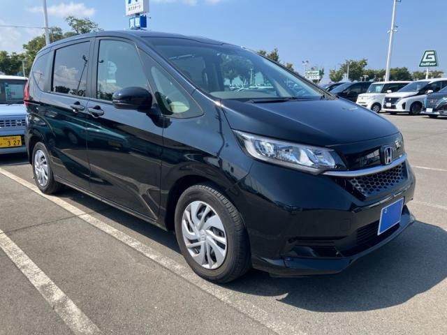 HONDA / FREED