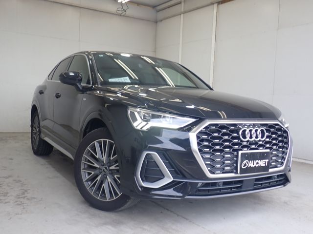 AUDI / AUDI Q3 SPORTBACK