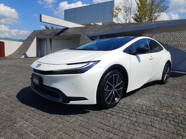 TOYOTA / PRIUS
