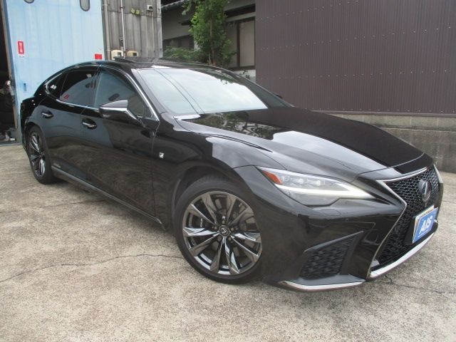 TOYOTA / LEXUS LS500h 4WD