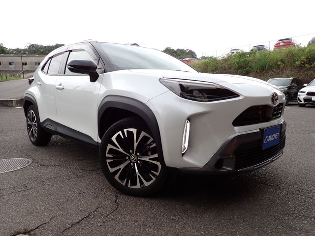 TOYOTA / YARIS CROSS HYBRID