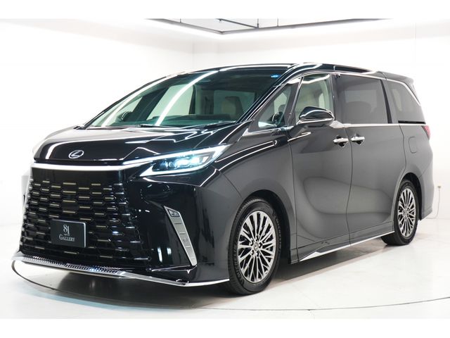 TOYOTA / ﾚｸｻｽ LM500h