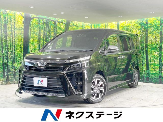 TOYOTA / VOXY