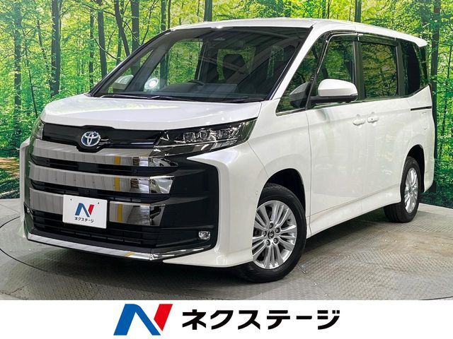 TOYOTA / NOAH HYBRID 4WD