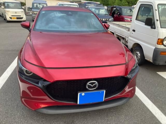 MAZDA / マツダ３ファストバック
