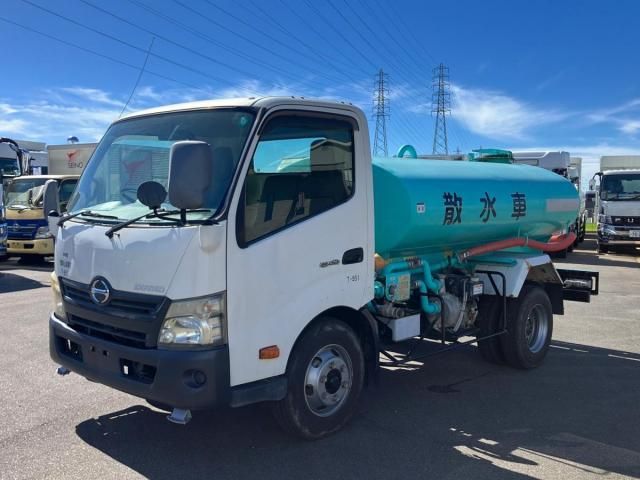 Japanese used car Ref# 1684230 HINO / DUTRO