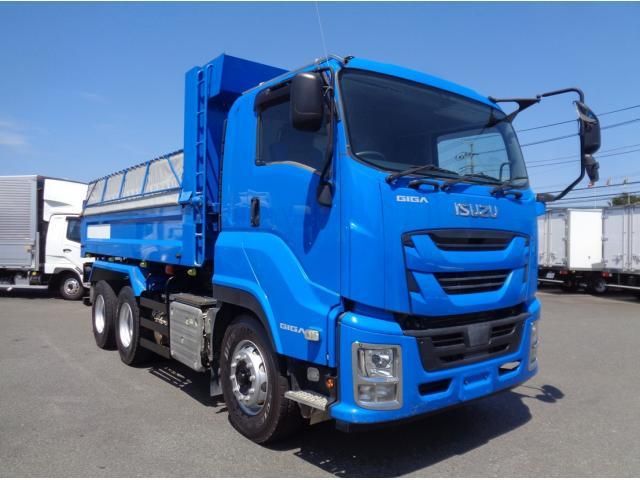 ISUZU / GIGA