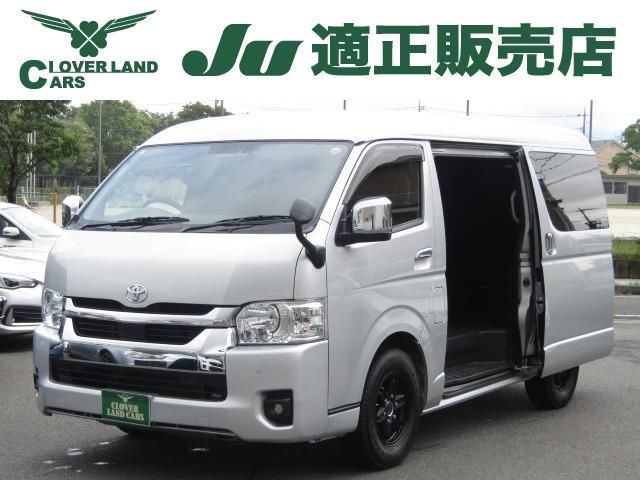 TOYOTA / HIACE wagon