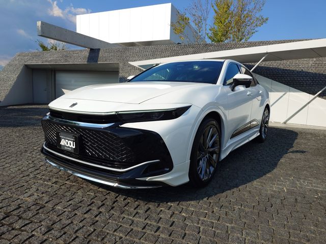 TOYOTA / CROWN CROSSOVER