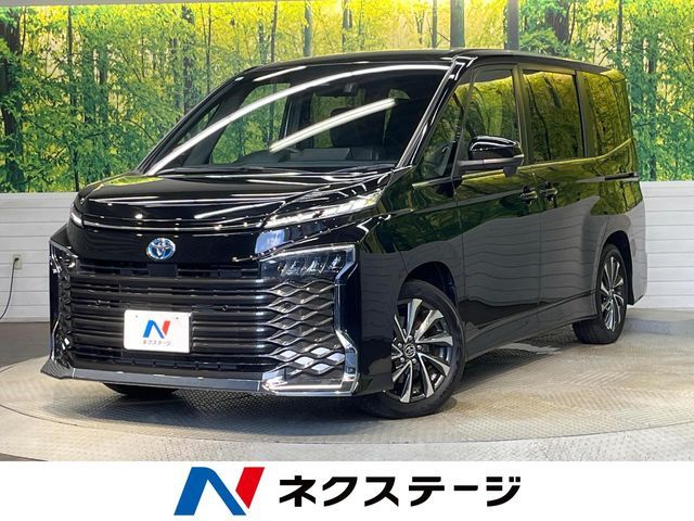 TOYOTA / VOXY HYBRID