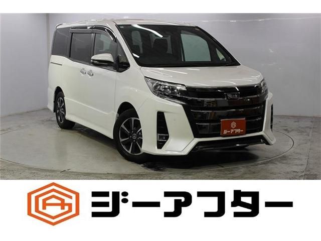 TOYOTA / NOAH