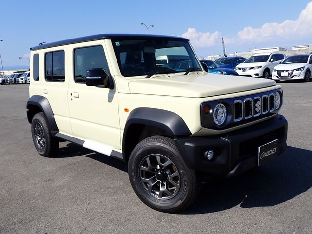 SUZUKI / JIMNY NOMADE