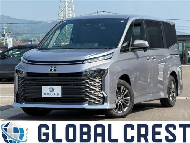 TOYOTA / VOXY