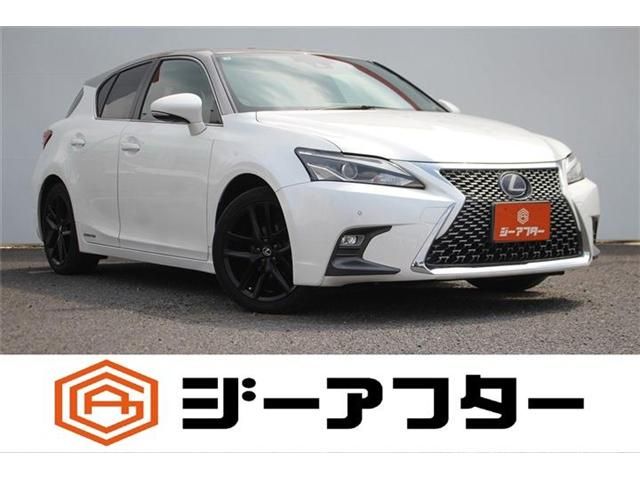 TOYOTA / LEXUS CT200h
