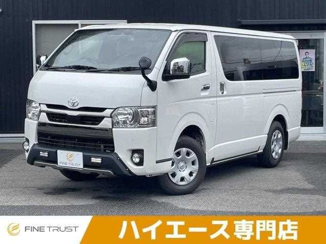 TOYOTA / HIACE van 4WD