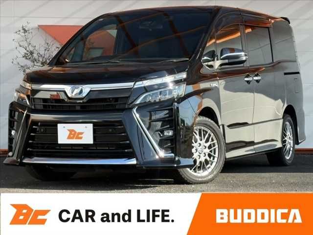 TOYOTA / VOXY