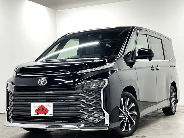 TOYOTA / VOXY