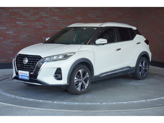 NISSAN / KICKS