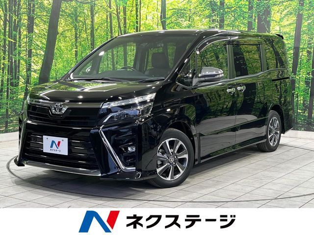 TOYOTA / VOXY