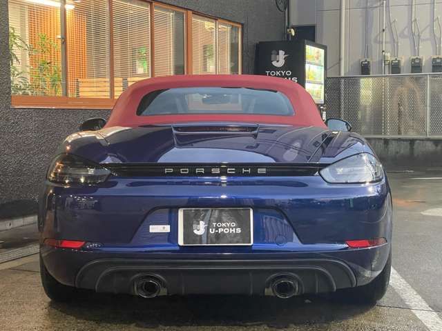 PORSCHE 718BOXSTER