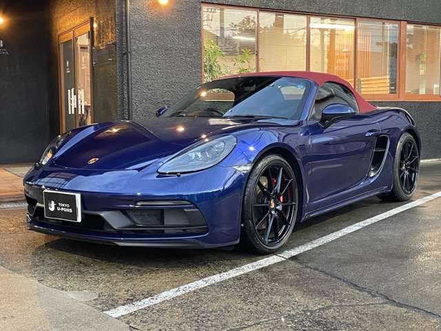 PORSCHE 718BOXSTER