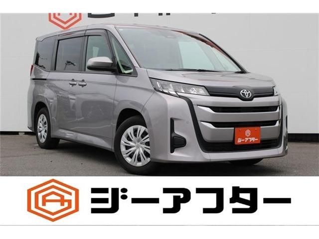 TOYOTA / NOAH