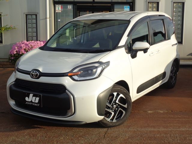 TOYOTA / SIENTA HYBRID