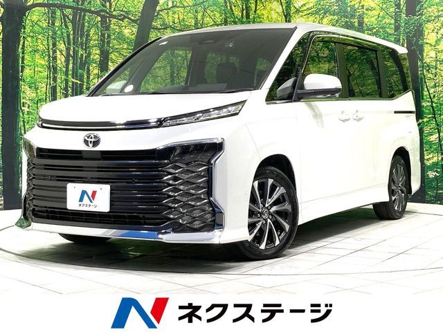TOYOTA / VOXY