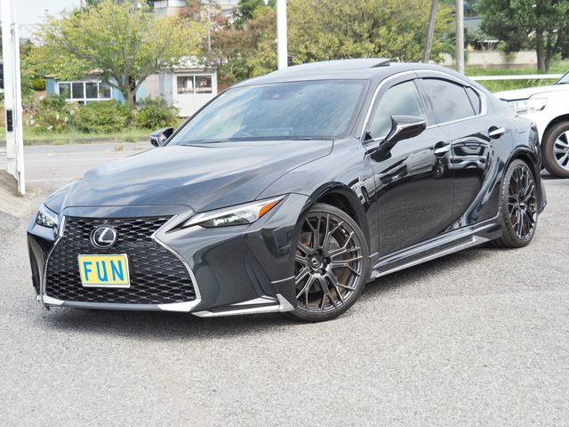 TOYOTA / LEXUS IS300