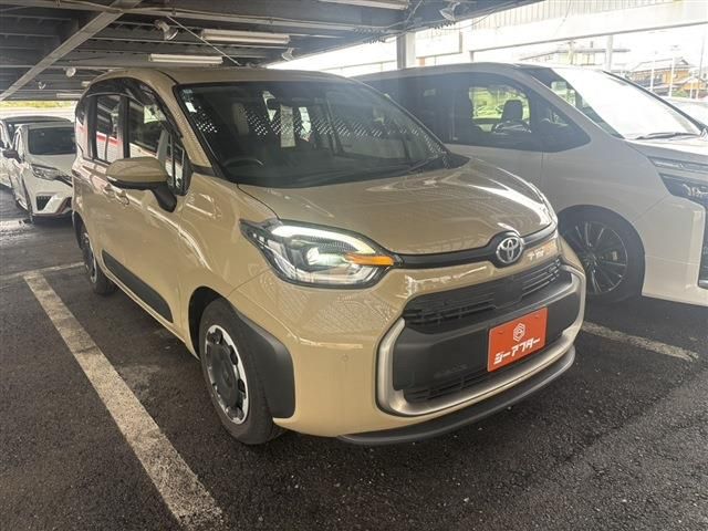 TOYOTA / SIENTA HYBRID