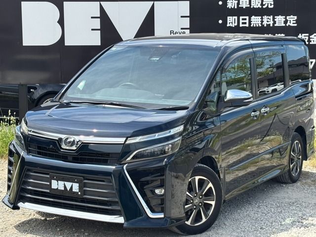 TOYOTA / VOXY