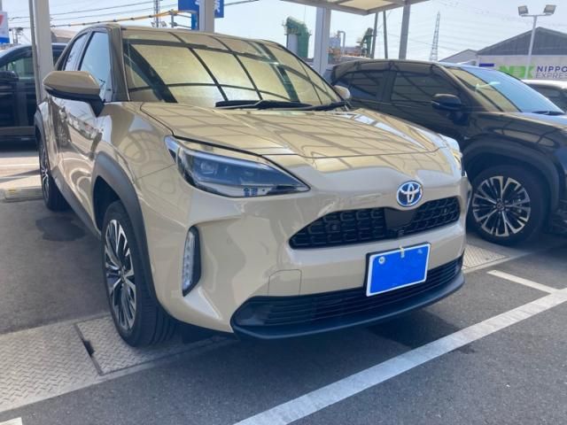 TOYOTA / YARIS CROSS HYBRID