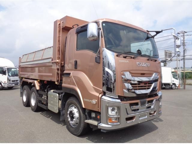 ISUZU / GIGA