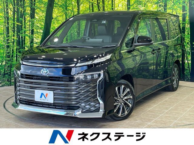 TOYOTA / VOXY HYBRID