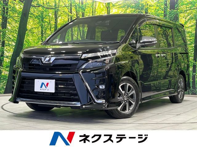 TOYOTA / VOXY