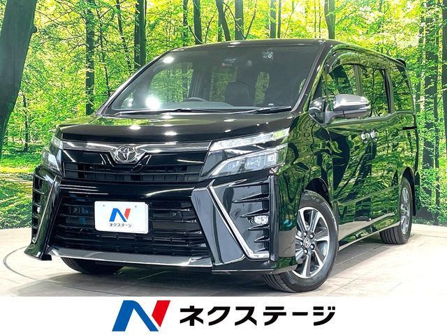 TOYOTA / VOXY