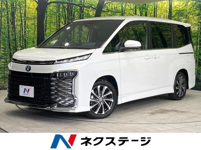 TOYOTA / VOXY HYBRID