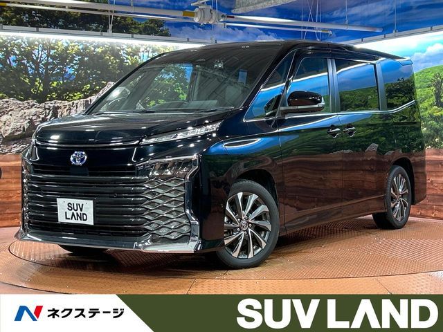 TOYOTA / VOXY HYBRID