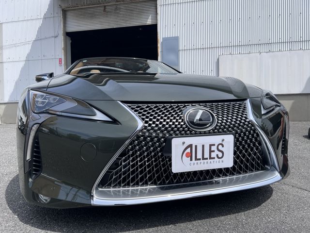TOYOTA / LEXUS LC500 Convertible