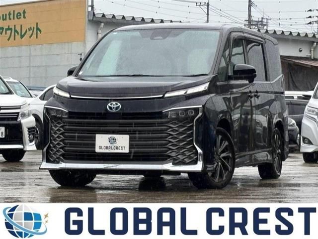 TOYOTA / VOXY HYBRID