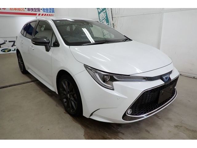 TOYOTA / COROLLA TOURING HYBRID