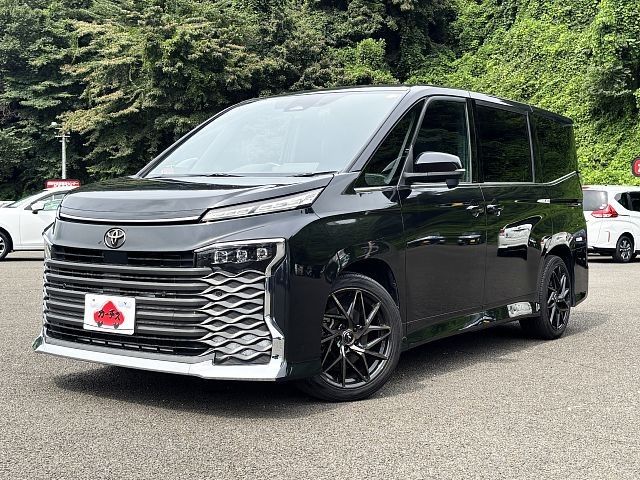 TOYOTA / VOXY