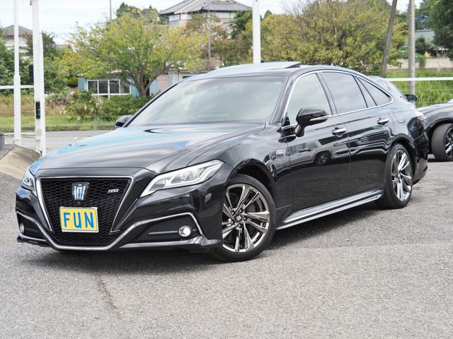 TOYOTA / CROWN sedan hybrid
