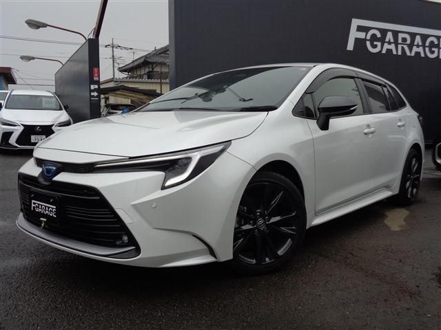 TOYOTA / COROLLA TOURING HYBRID