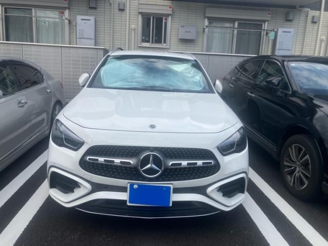 MERCEDES BENZ / MERCEDES BENZ GLA class
