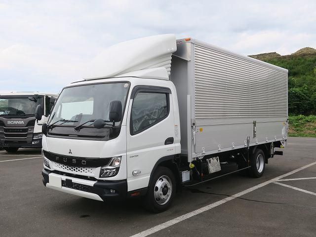 Japanese used car Ref# 1687302 MITSUBISHI / CANTER