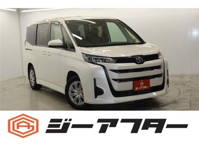 TOYOTA / NOAH