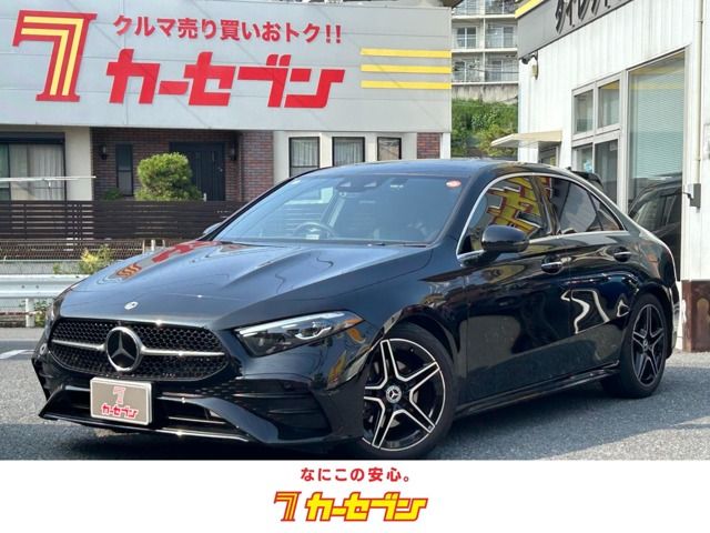 MERCEDES BENZ / MERCEDES BENZ A class sedan